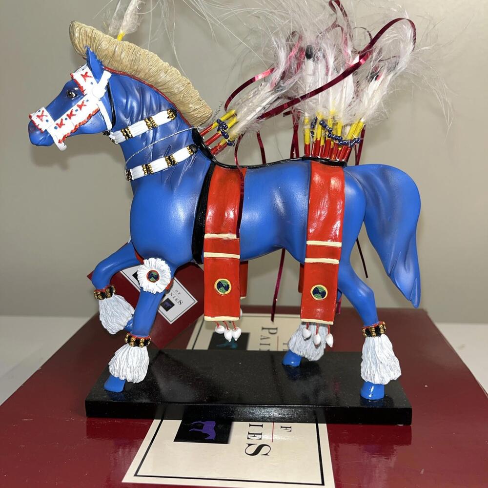 Trail of Painted Ponies – Fancy Dancer – 3E/0440 – Item #12247 – Retired Horse